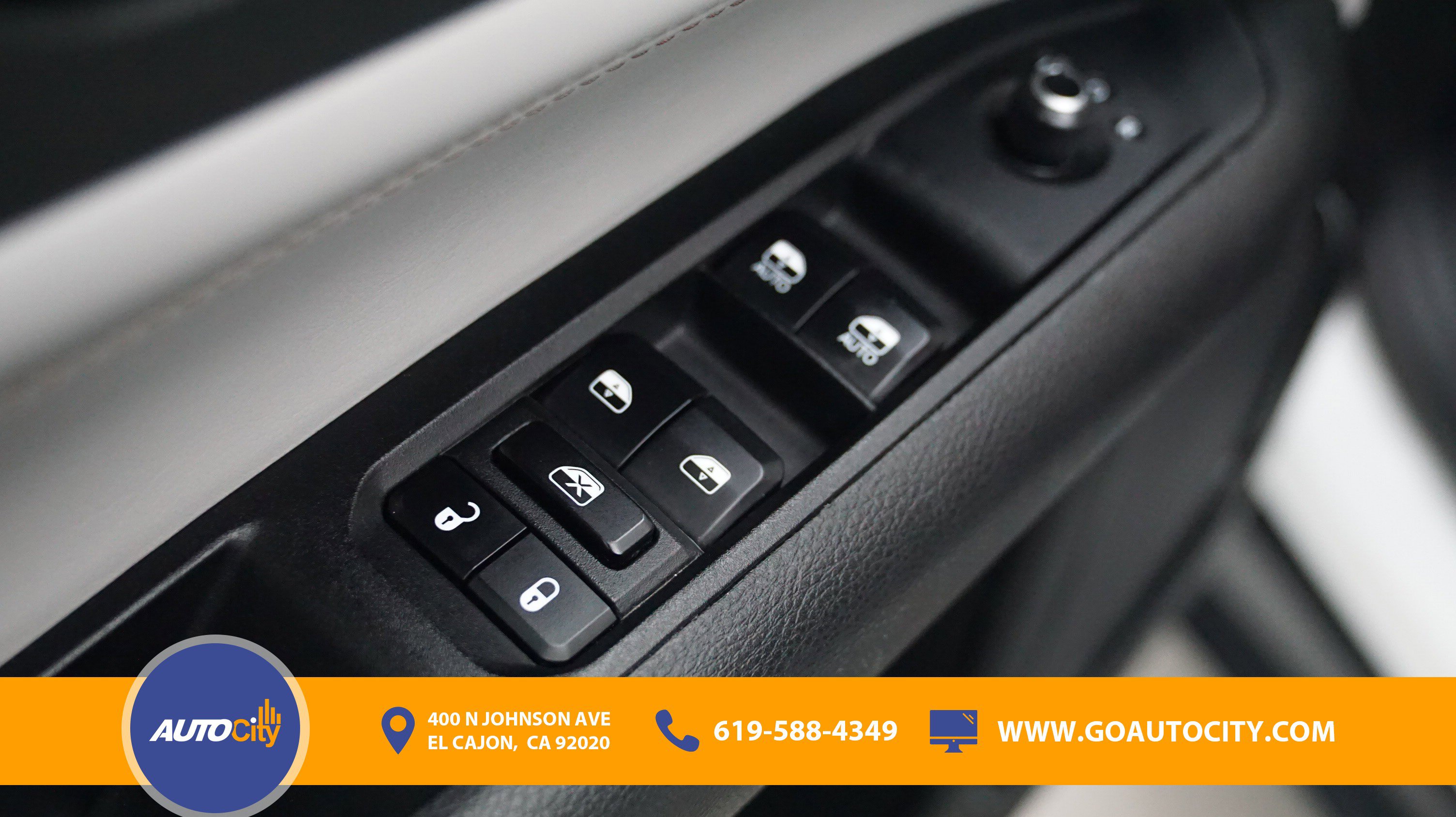 Used 2024 Jeep Compass Limited AWD/4WD image 17