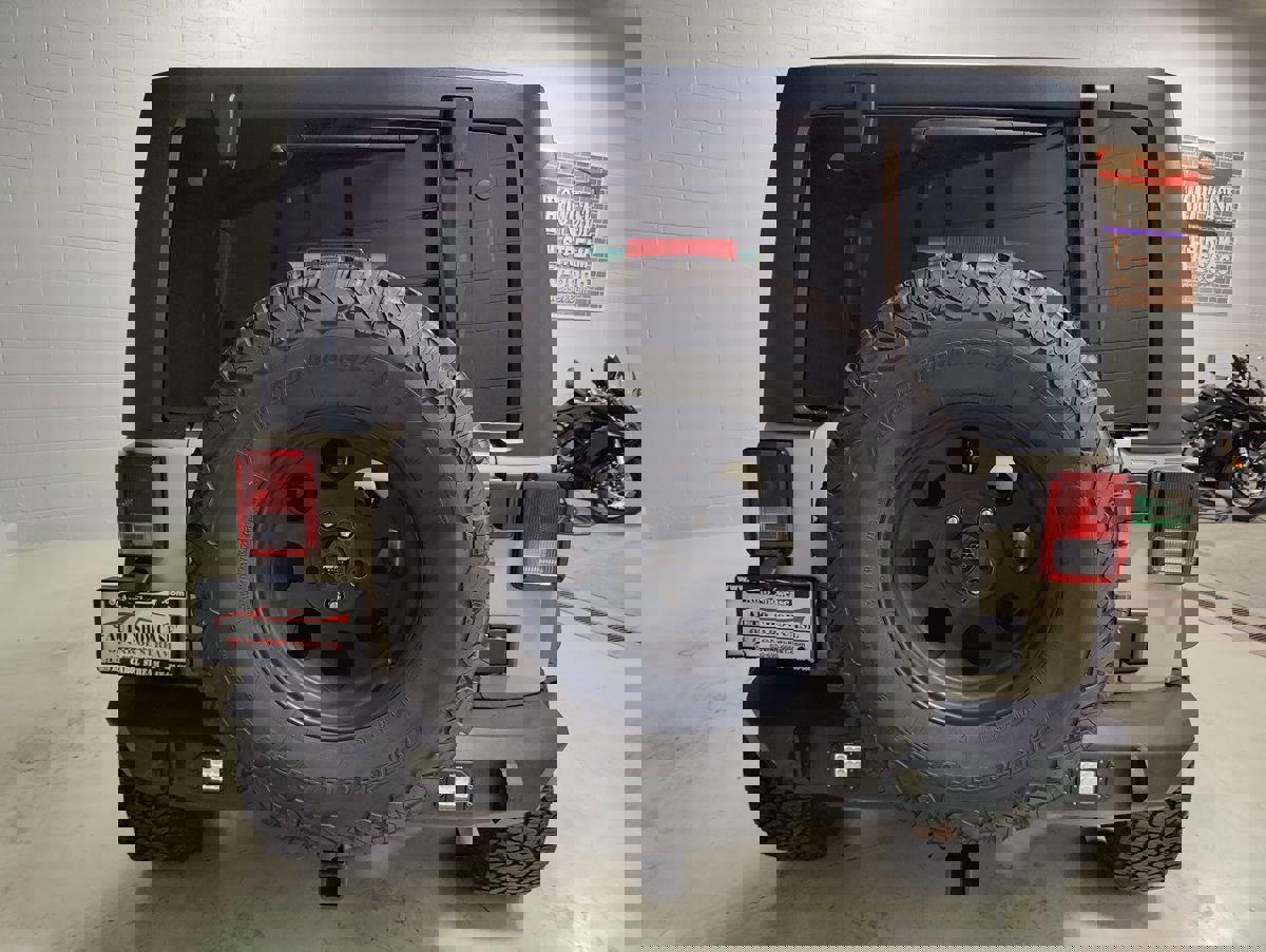 Used 2018 Jeep Wrangler Unlimited Sport S image 7