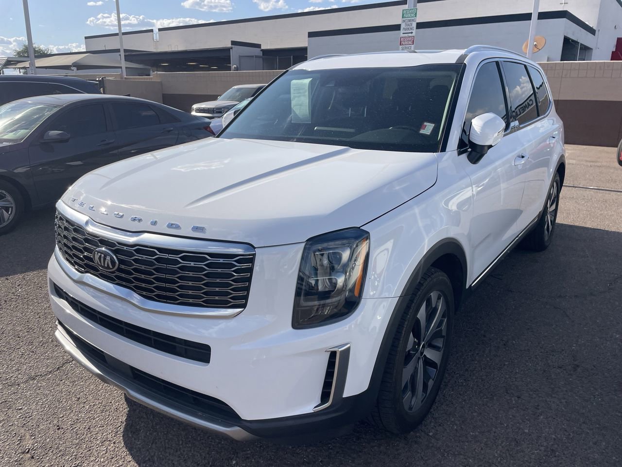 Used 2021 Kia Telluride EX w/ EX Premium Package AWD/4WD image 4