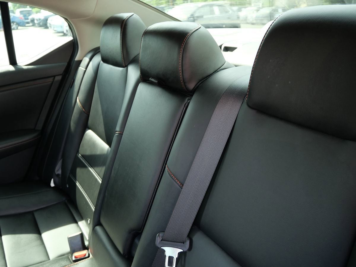 Used 2021 Nissan Sentra SR w/ SR Premium Package FWD image 25