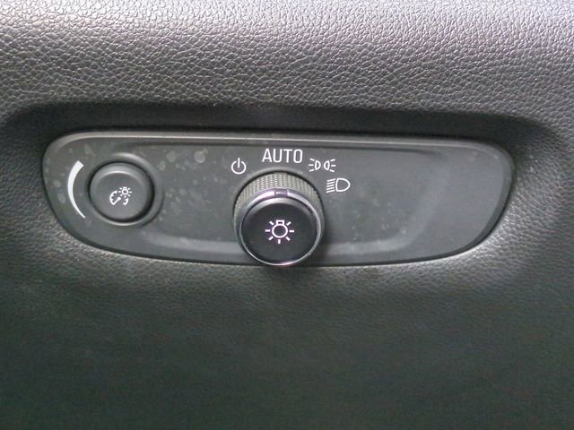 Certified 2022 Chevrolet Traverse LT image 18