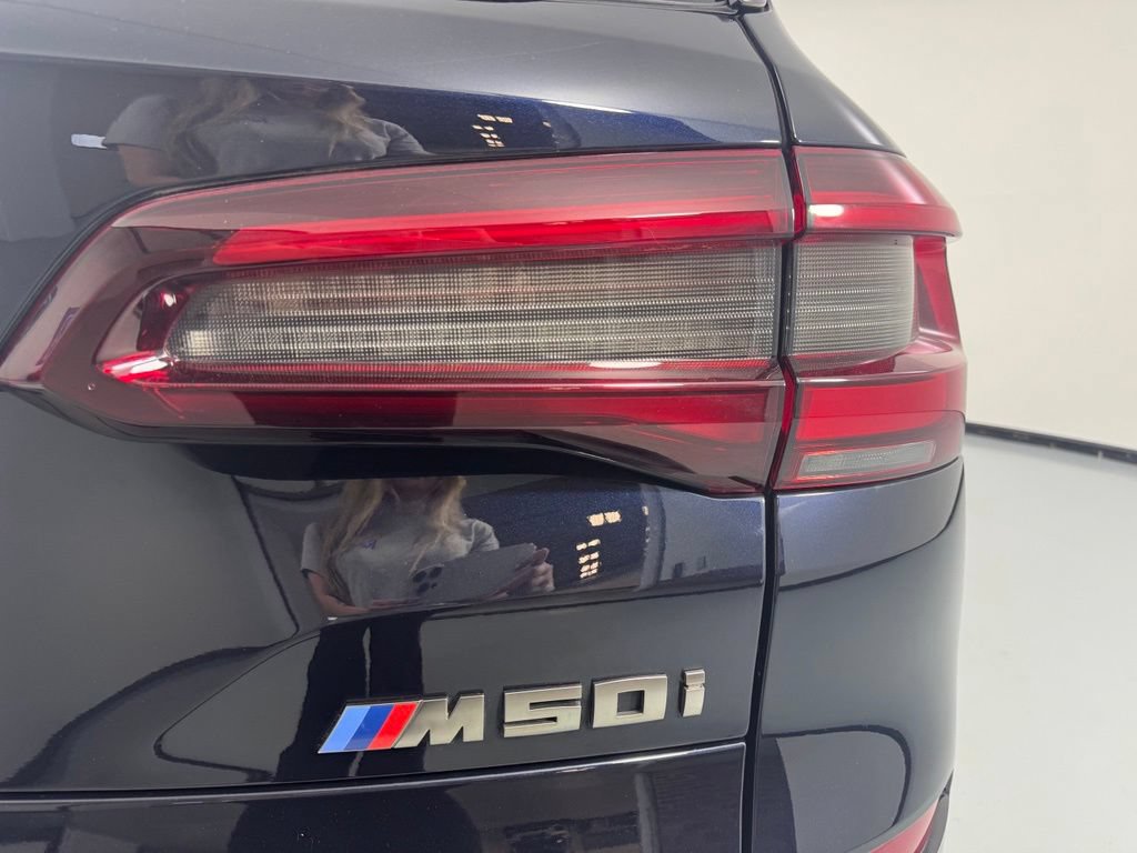 Used 2022 BMW X5 M50i w/ Executive Package AWD/4WD image 8