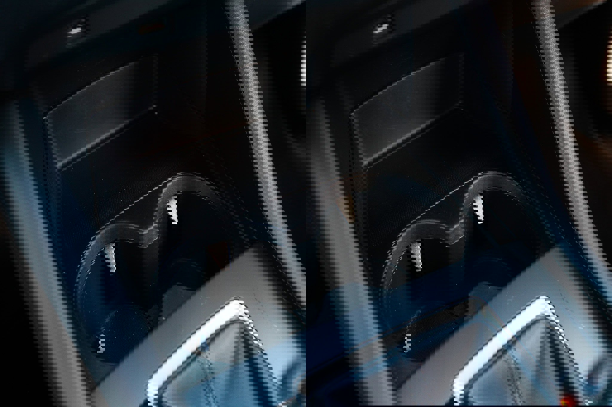 Used 2021 MAZDA MAZDA3 s image 44