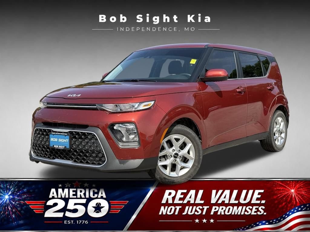 Used 2022 Kia Soul S FWD image 1