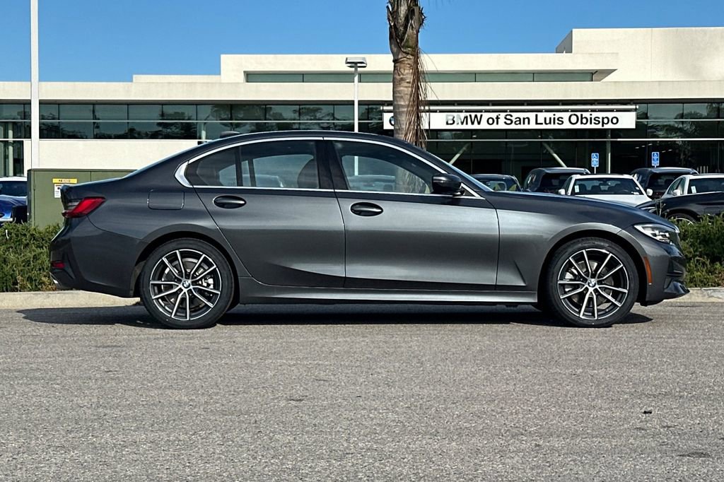 Used 2020 BMW 330i Sedan w/ Driving Assistance Package RWD image 2