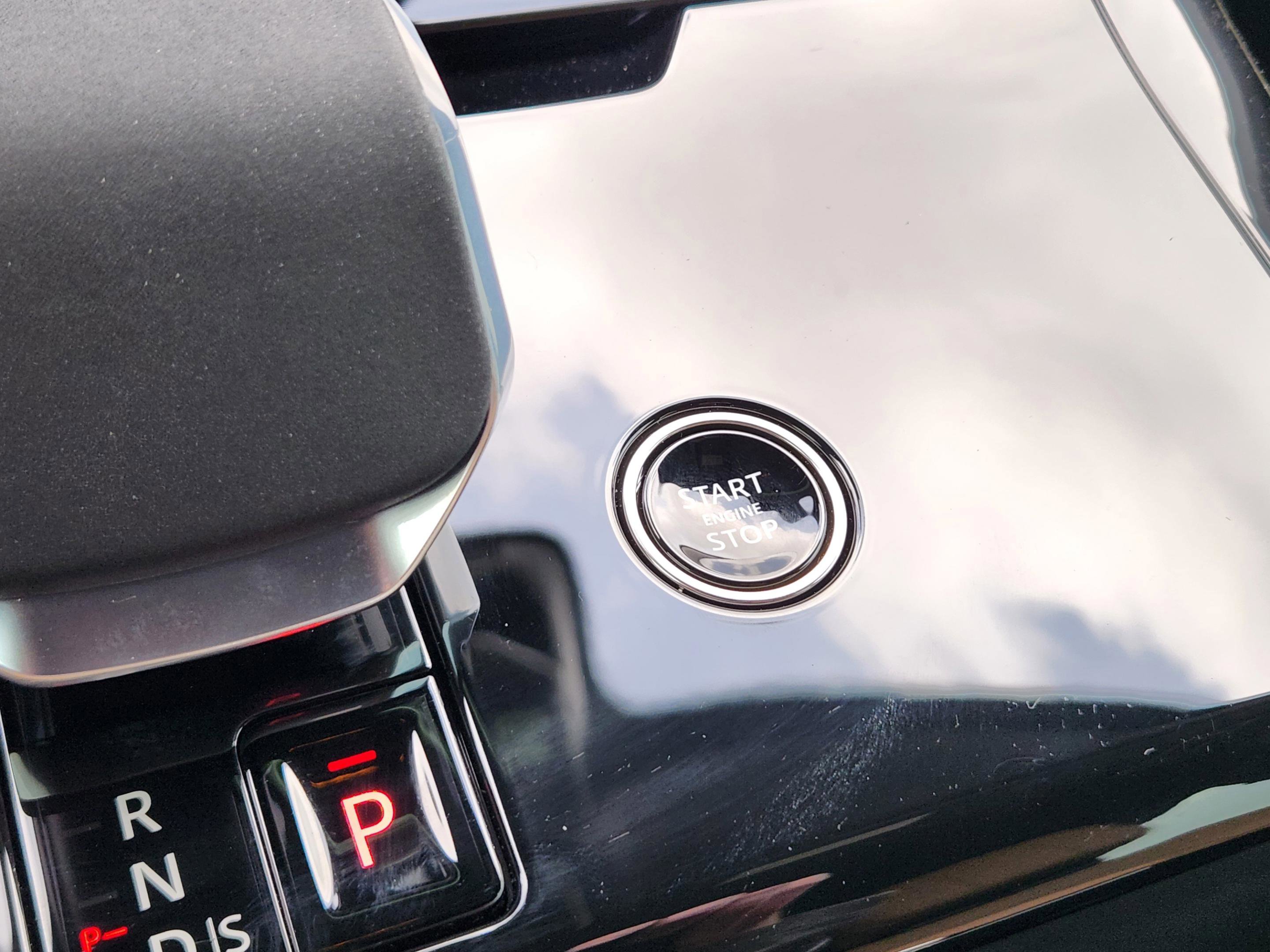 New 2026 Land Rover Range Rover Sport SE AWD/4WD image 33