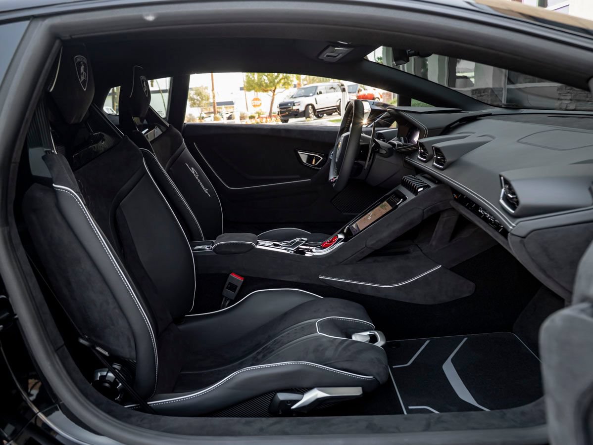 Used 2024 Lamborghini Huracan Sterrato AWD/4WD image 26