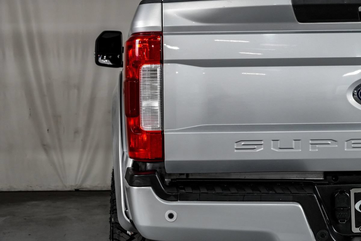 Used 2019 Ford F250 Lariat w/ Lariat Ultimate Package AWD/4WD image 43