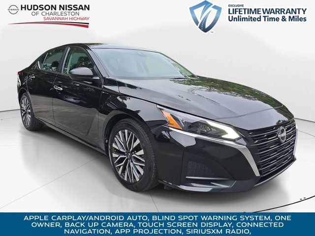 Used 2024 Nissan Altima 2.5 SV