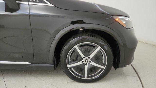 Used 2025 Mercedes-Benz EQE 350+ 4MATIC SUV w/ AMG Line Exterior Package image 22