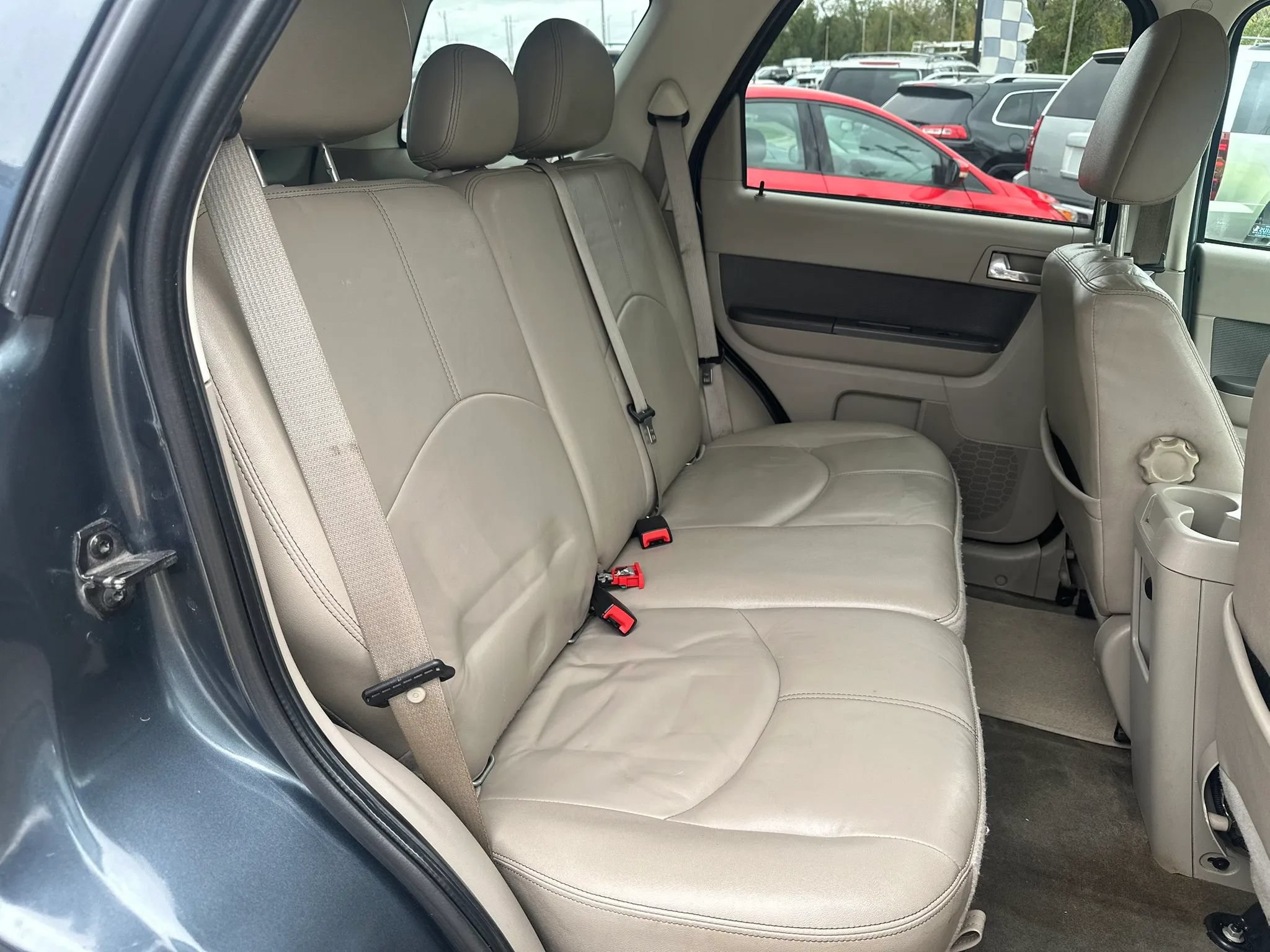 Used 2010 Mercury Mariner Premier AWD/4WD image 12