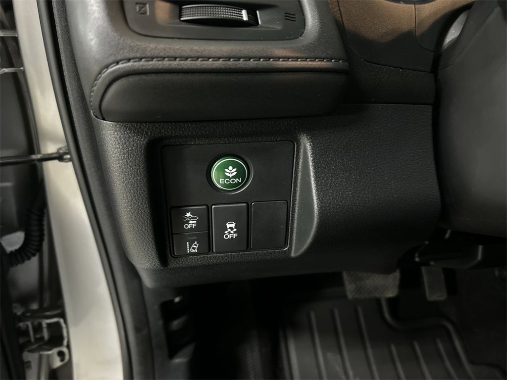 Used 2019 Honda HR-V EX-L image 17