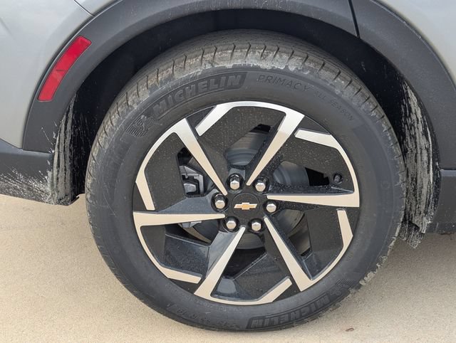 New 2026 Chevrolet Equinox EV LT w/ Comfort Package AWD/4WD image 3