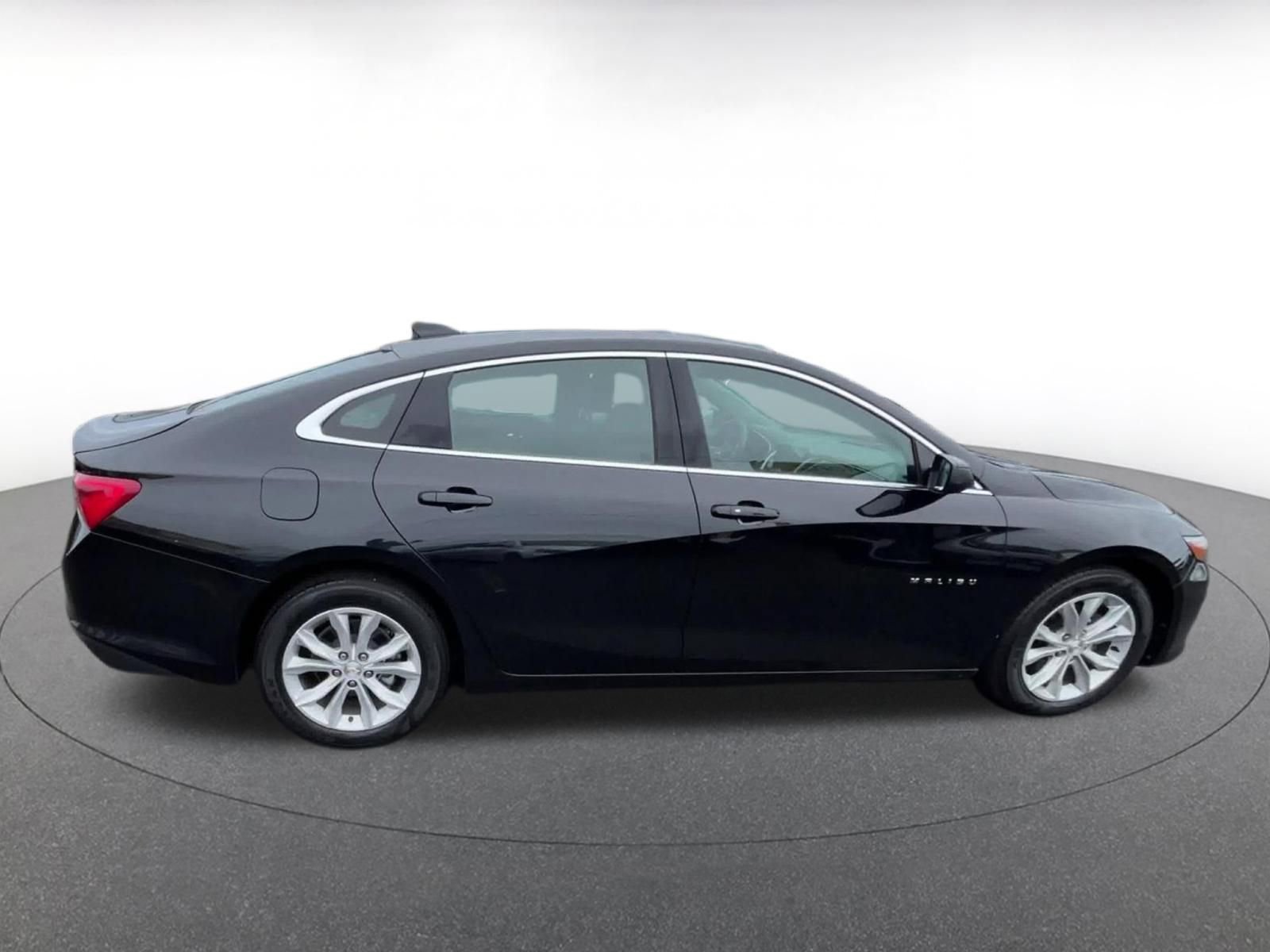 Used 2024 Chevrolet Malibu LT image 16