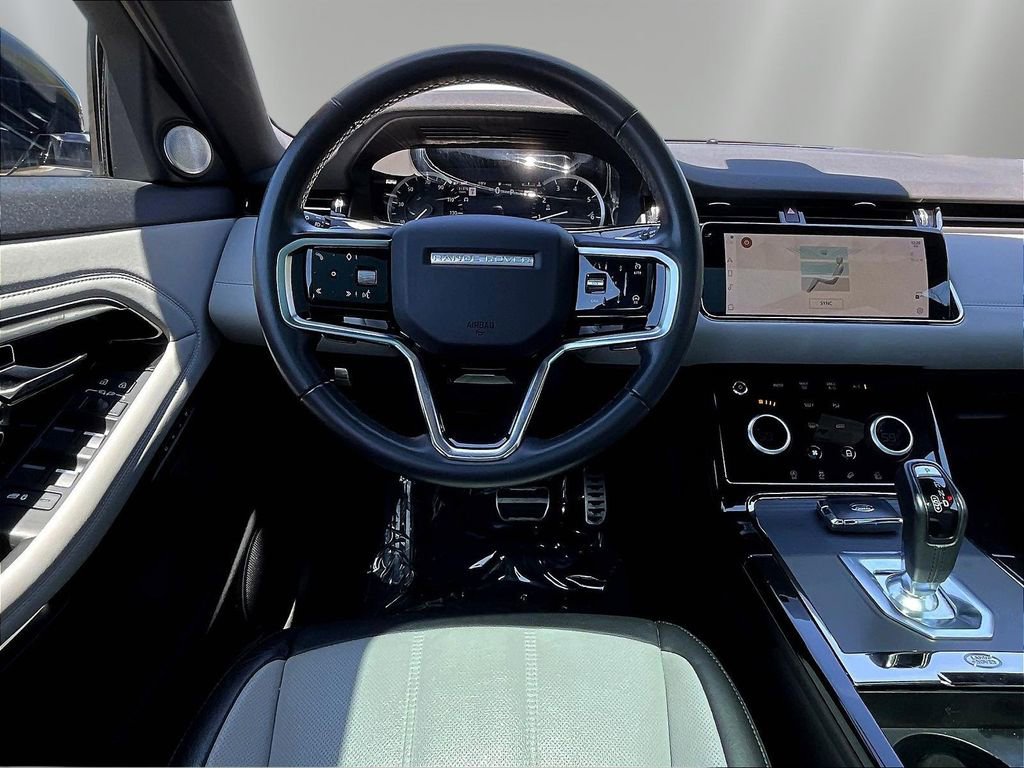 Used 2023 Land Rover Range Rover Evoque R-Dynamic SE AWD/4WD image 8