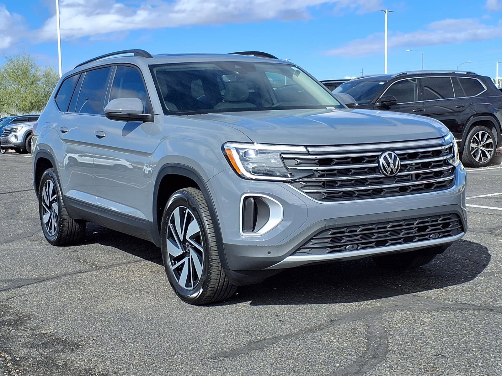 New 2026 Volkswagen Atlas SE image 1