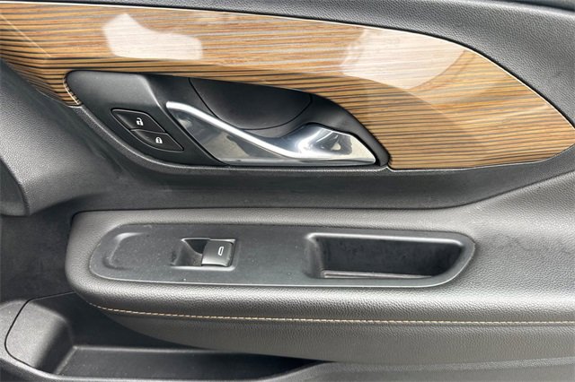 Used 2020 GMC Terrain SLE w/ Elevation Edition image 21