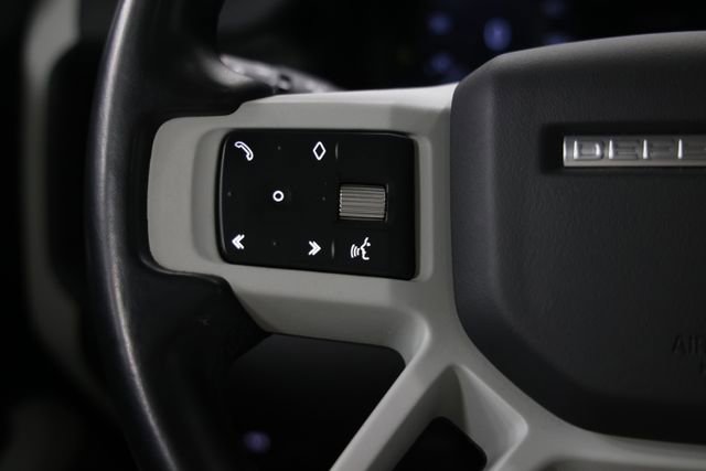 Used 2023 Land Rover Defender 130 SE image 36