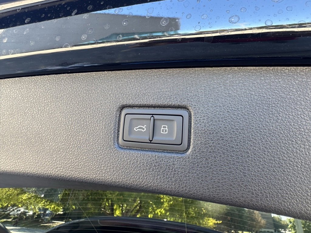 New 2025 Audi Q7 3.0T Premium Plus image 32
