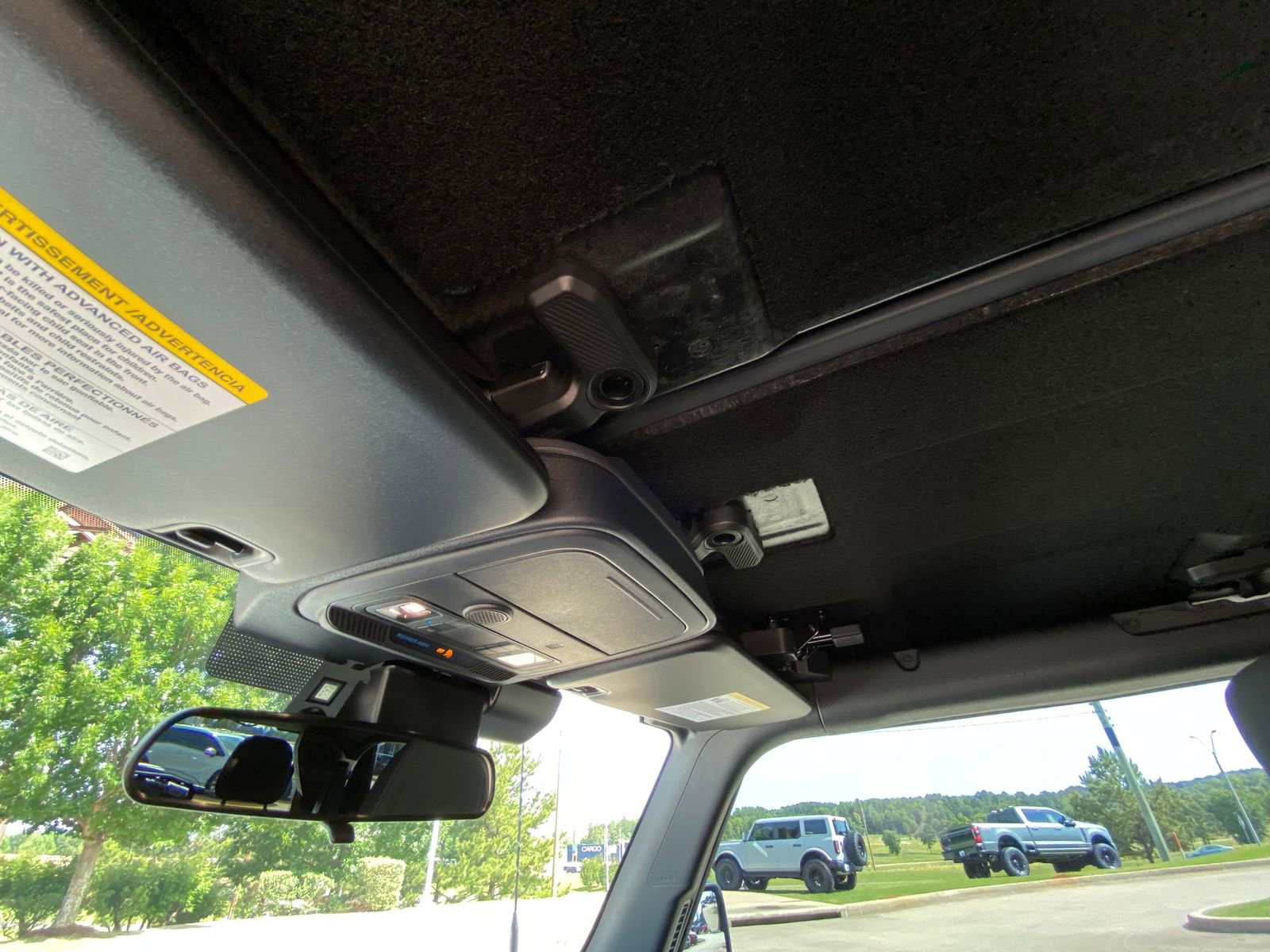 Used 2025 Ford Bronco 2-Door AWD/4WD image 24