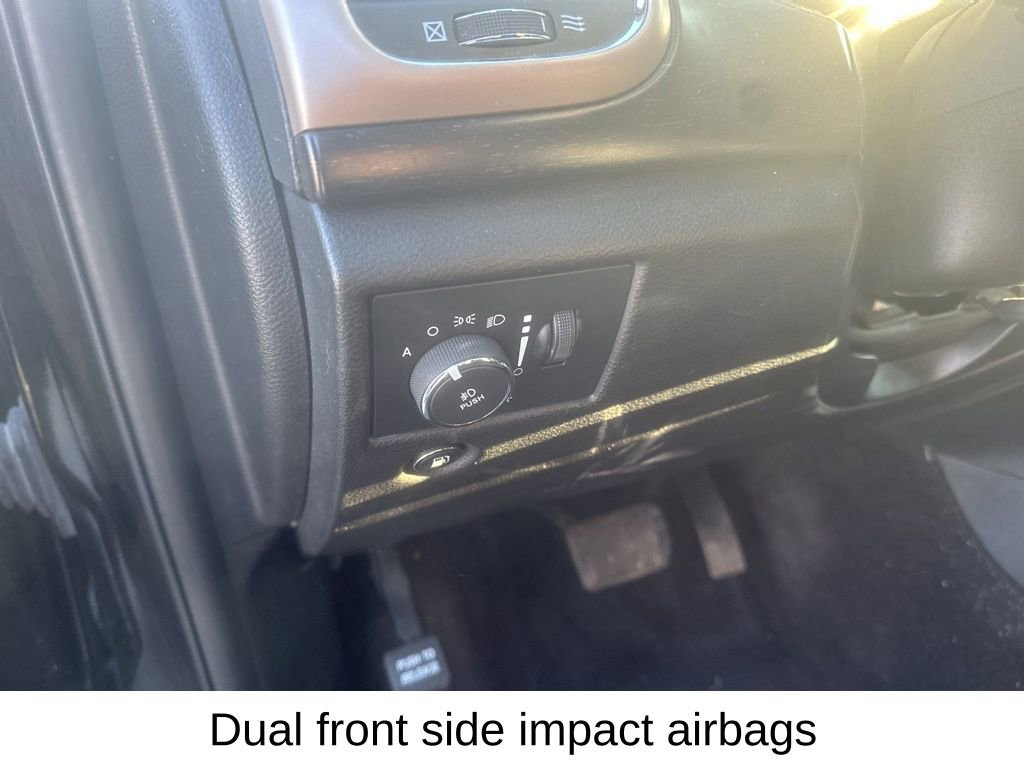 Used 2017 Jeep Grand Cherokee Laredo w/ Quick Order Package 23E image 21