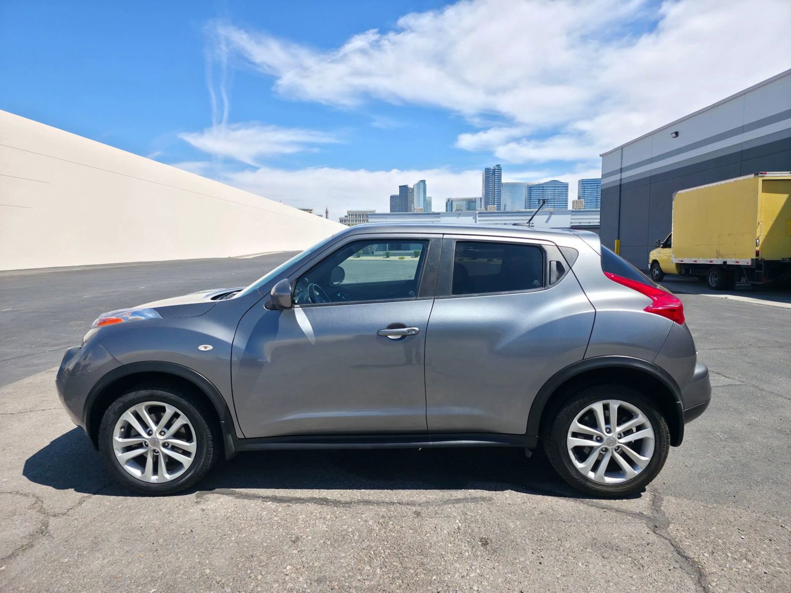 Used 2013 Nissan Juke SL image 8