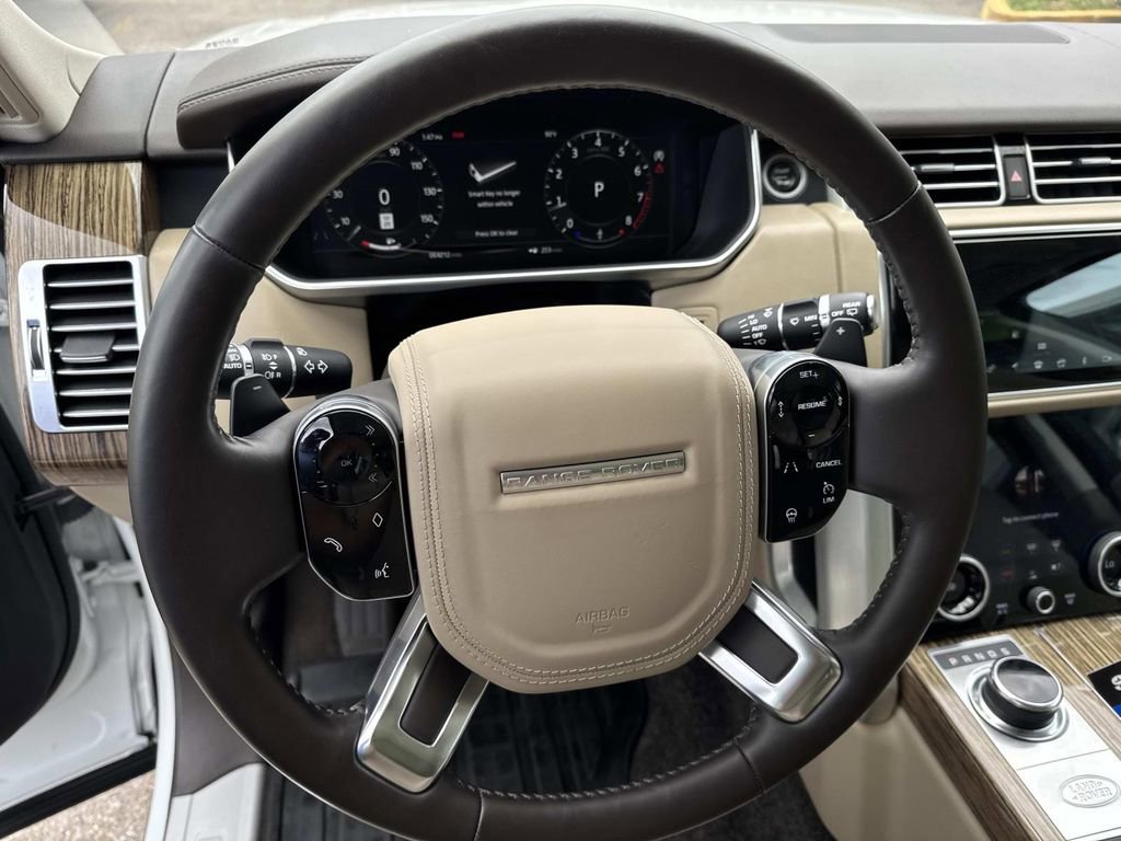 Used 2019 Land Rover Range Rover HSE image 22