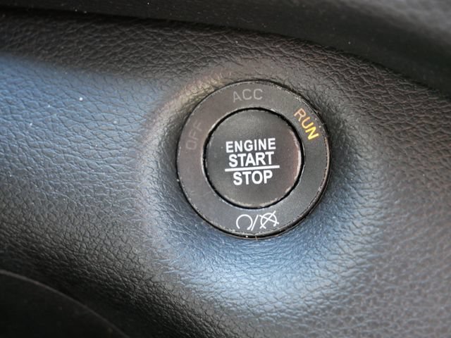 Used 2020 Jeep Cherokee Limited AWD/4WD image 28