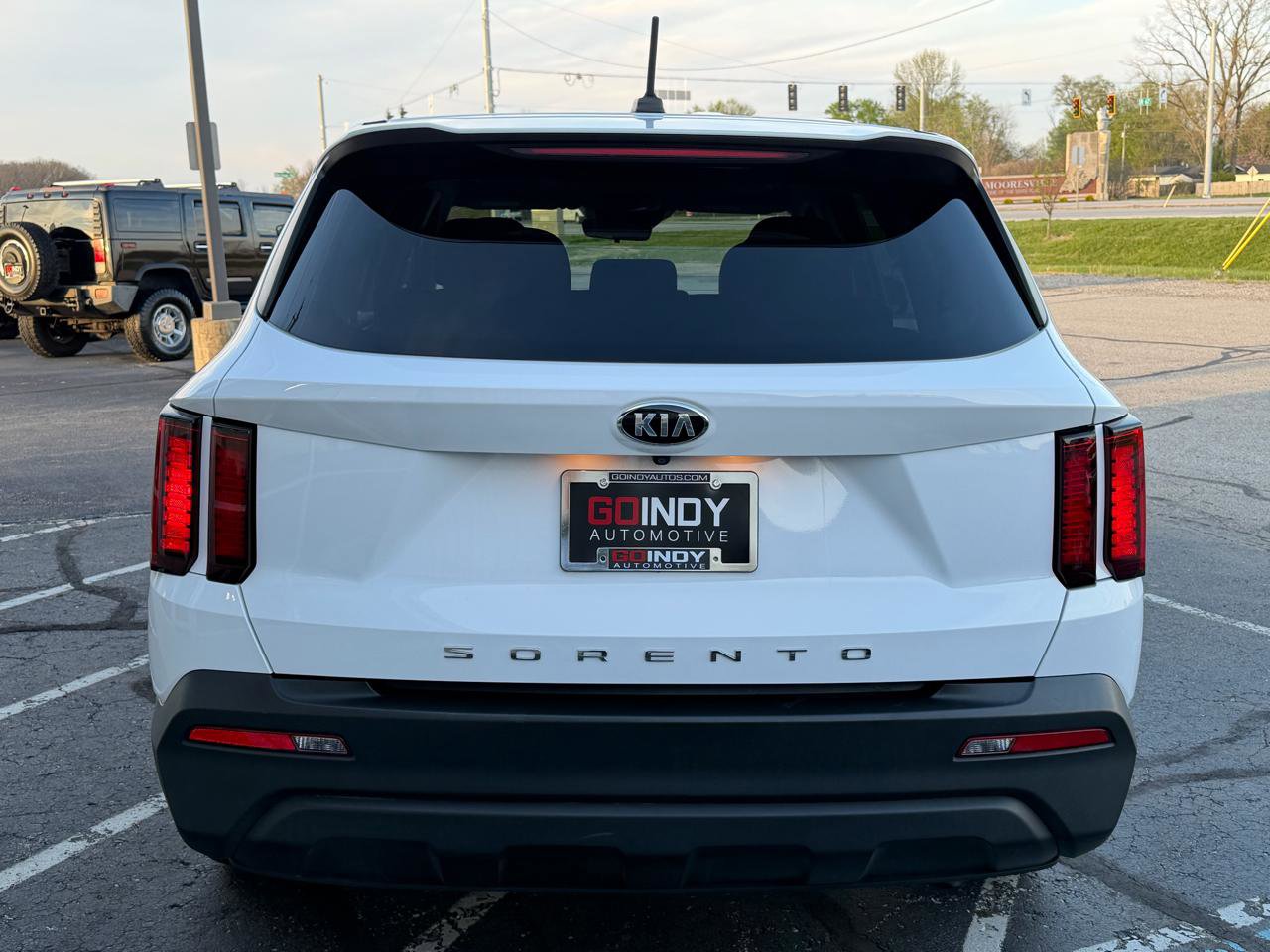 Used 2021 Kia Sorento LX FWD image 4