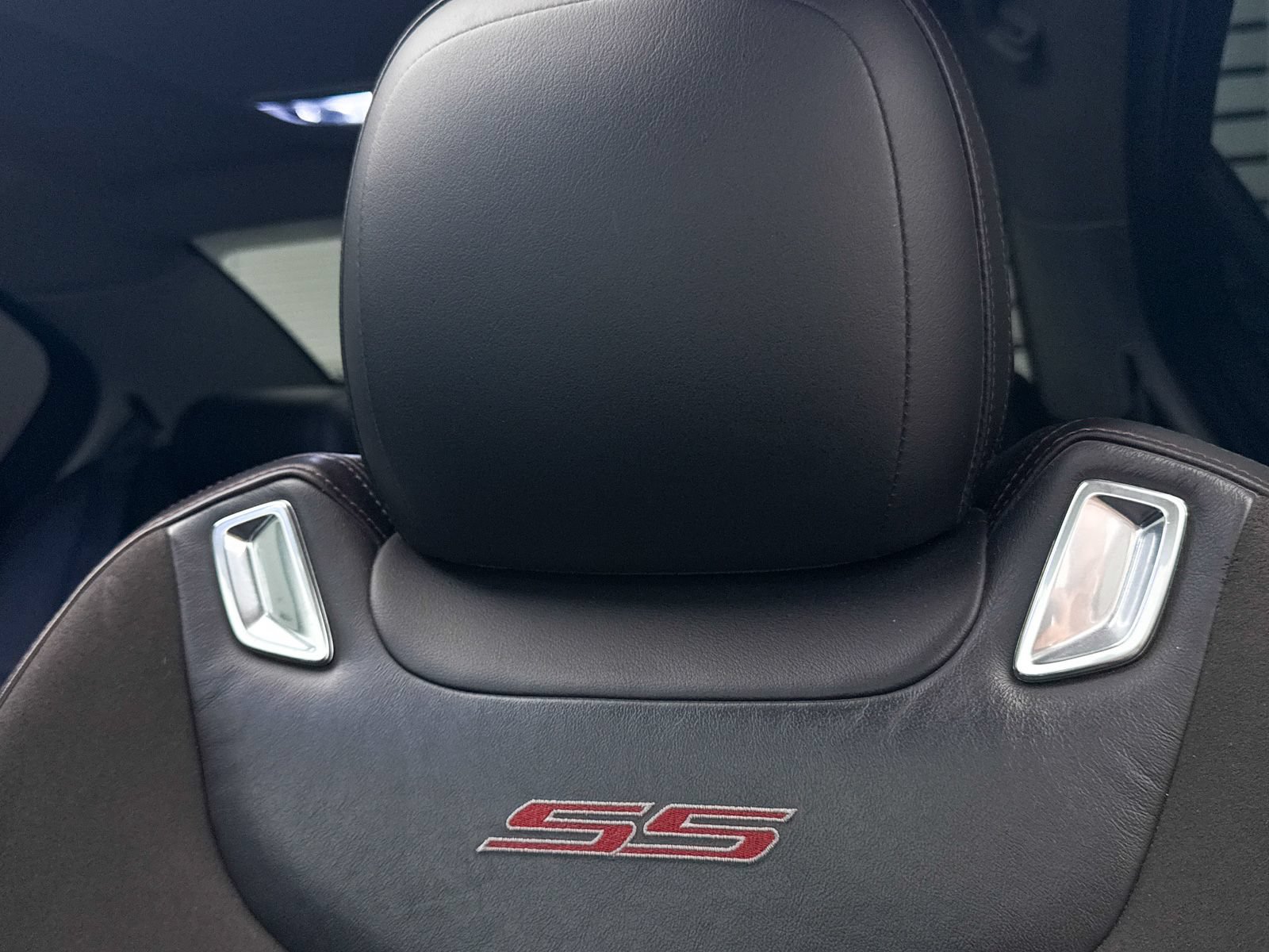 Used 2016 Chevrolet SS RWD image 4