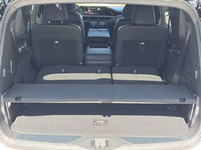 Used 2026 INFINITI QX80 Autograph w/ Premium Cargo Package image 8