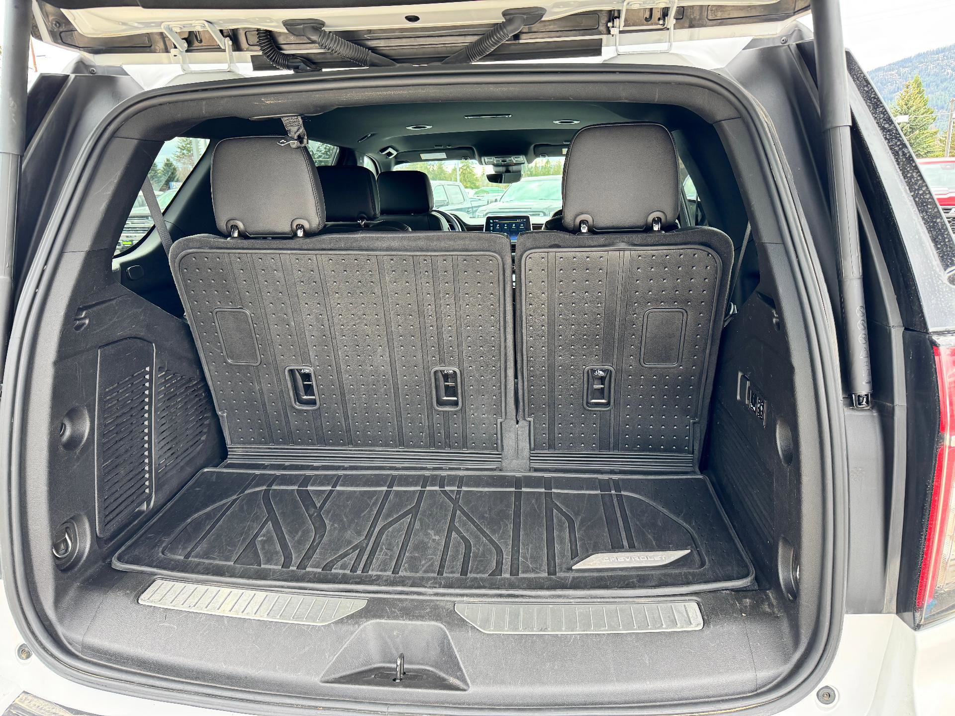 Used 2024 Chevrolet Tahoe High Country image 19