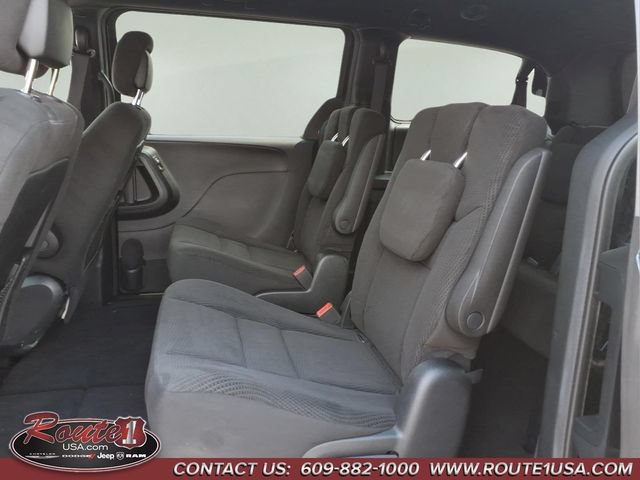 Used 2016 Dodge Grand Caravan SE FWD image 20
