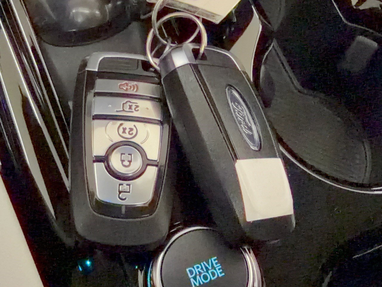 Used 2025 Ford Explorer Platinum w/ LUX Leather Package AWD/4WD image 31