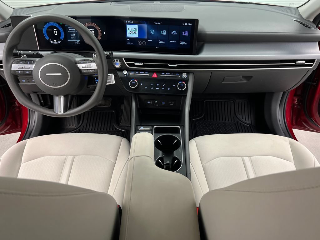 Used 2025 Hyundai Sonata SEL FWD image 41