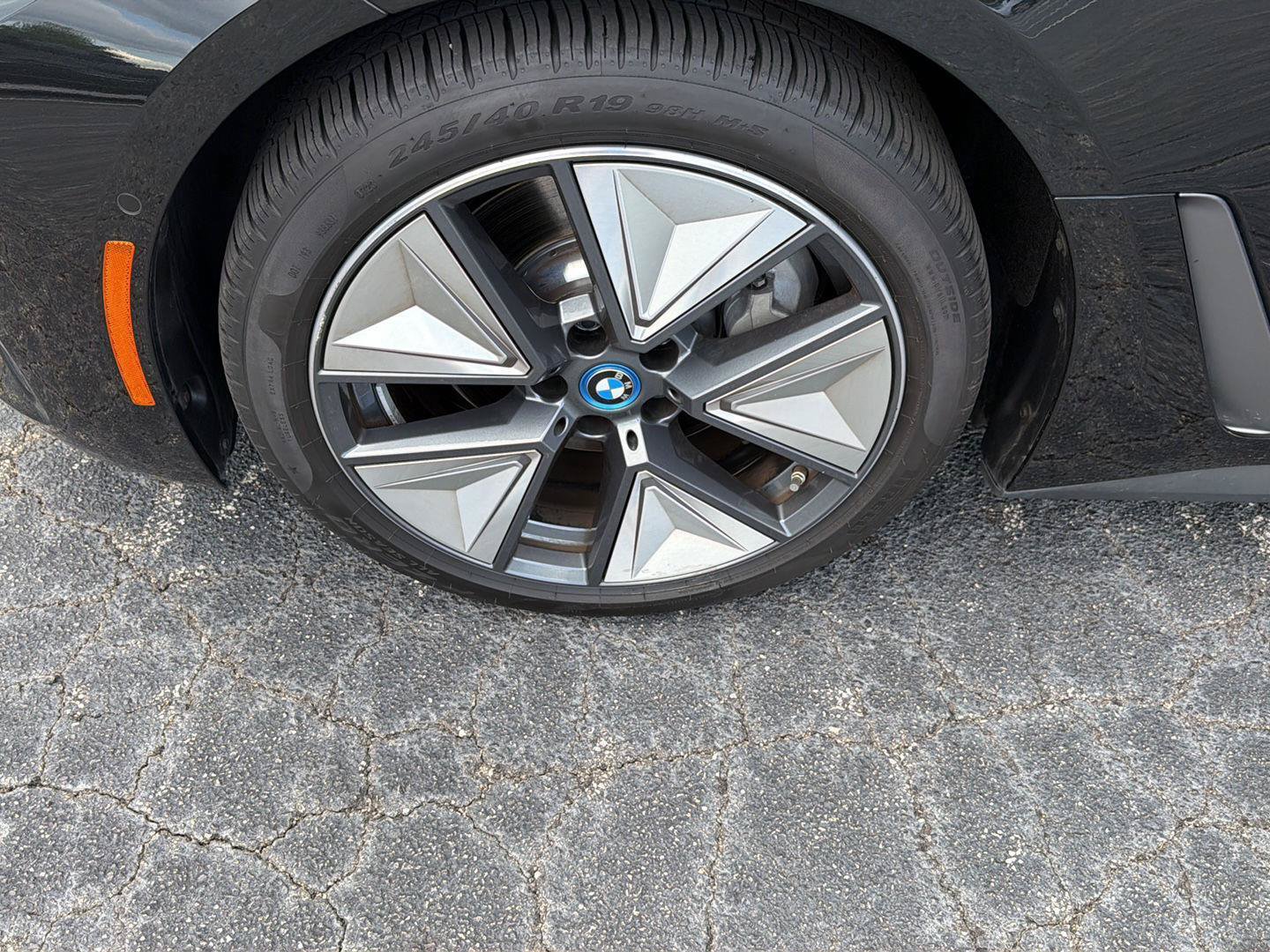 Certified 2023 BMW i4 eDrive35 w/ Parking Assistance Package RWD image 36