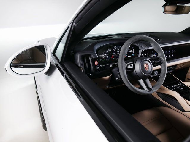 New 2026 Porsche Cayenne GTS image 24