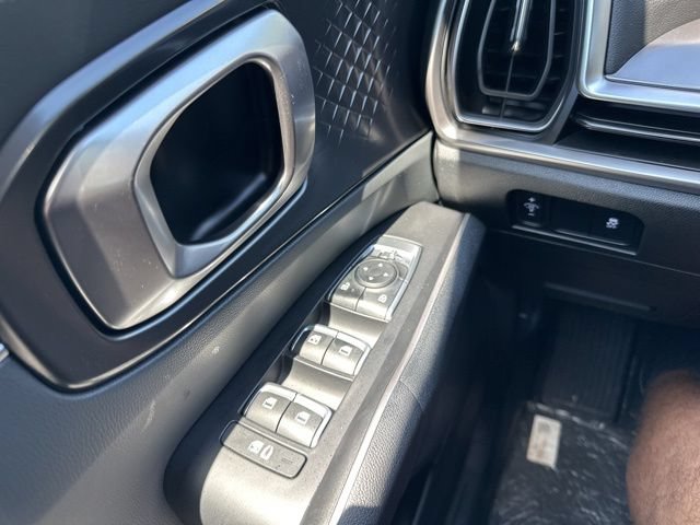 New 2026 Kia Sorento LX FWD image 44