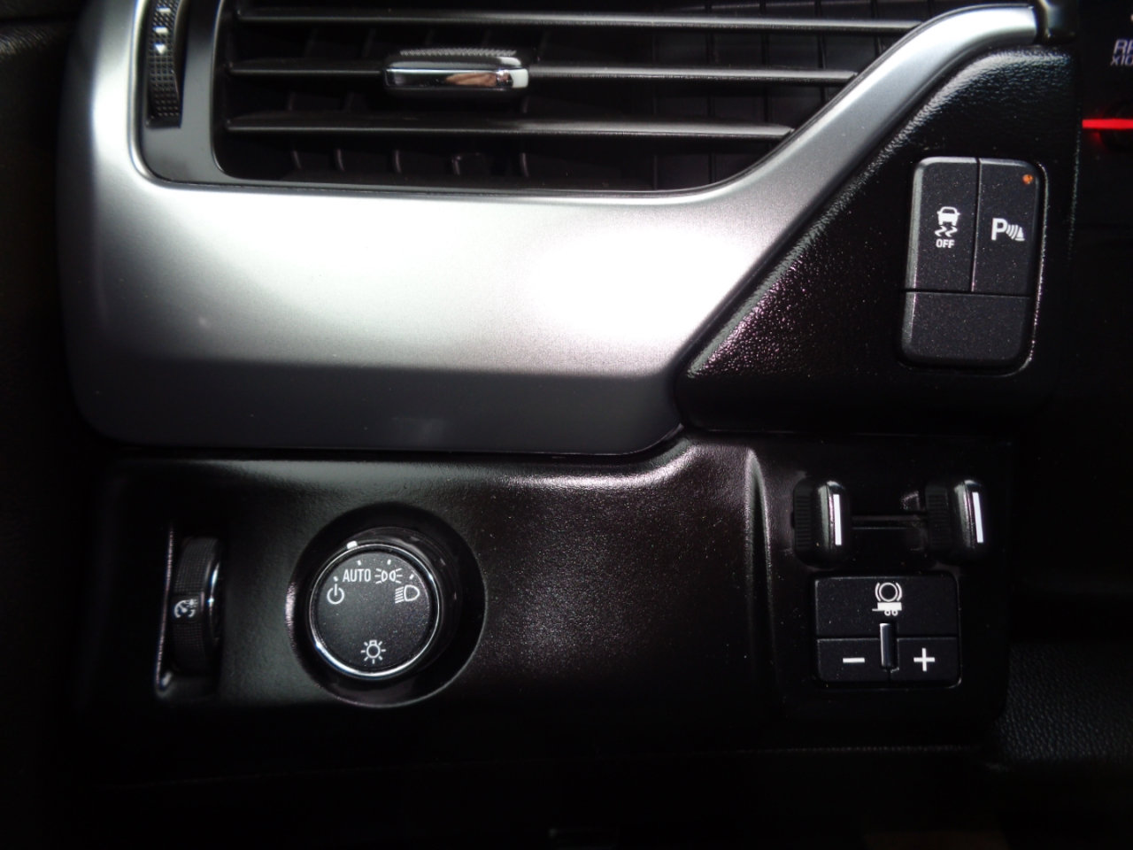 Used 2017 Chevrolet Tahoe LS w/ Max Trailering Package image 22