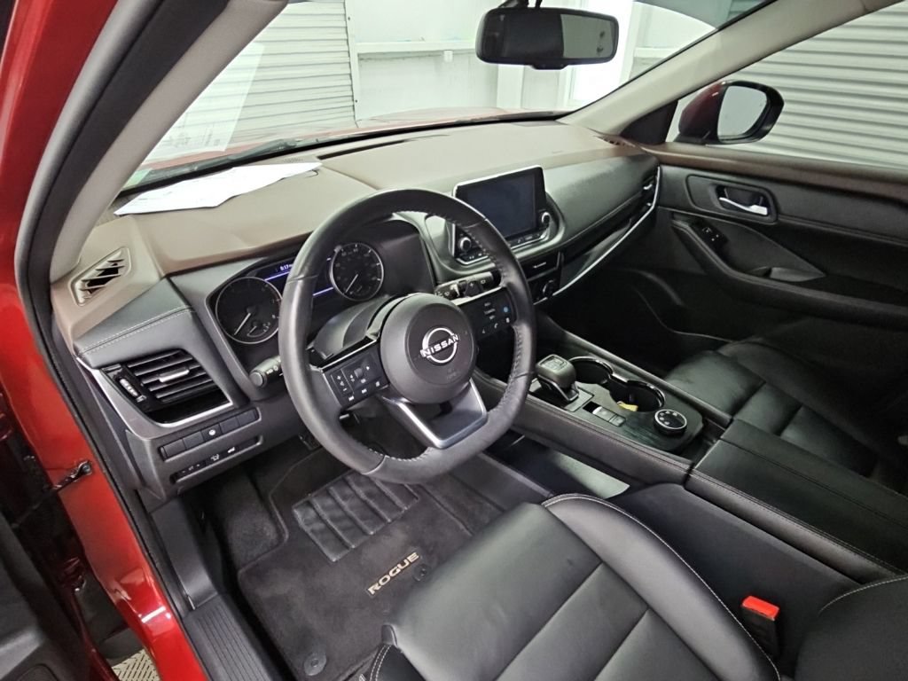 Used 2023 Nissan Rogue SL AWD/4WD image 13