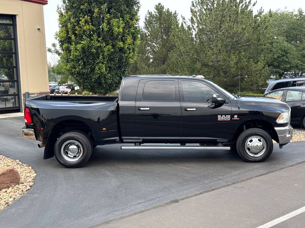 Used 2015 RAM 3500 Lone Star AWD/4WD image 38