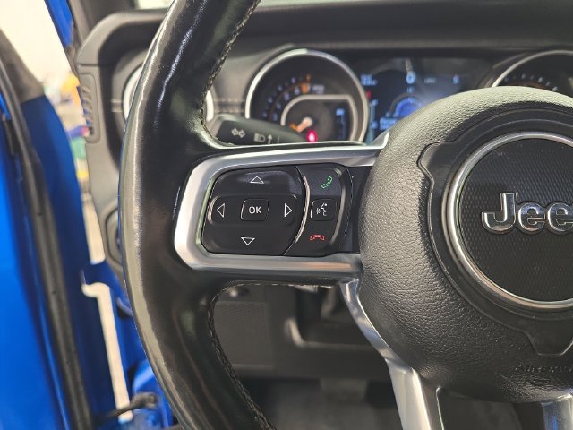 Used 2020 Jeep Gladiator Overland AWD/4WD image 31
