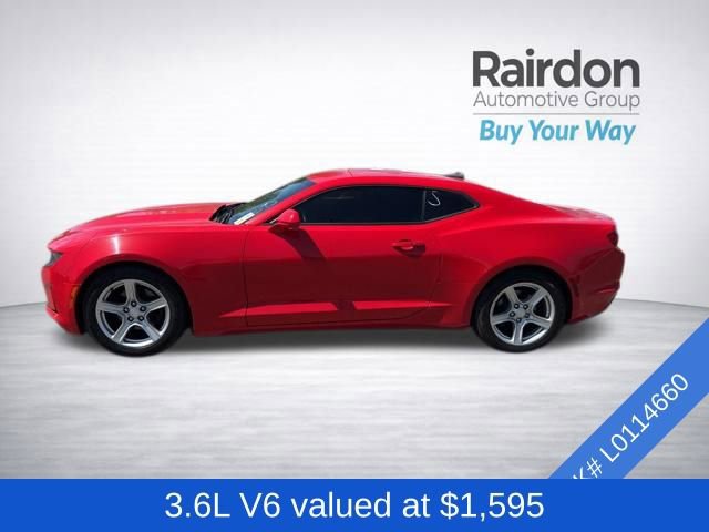 Used 2020 Chevrolet Camaro LT RWD image 4