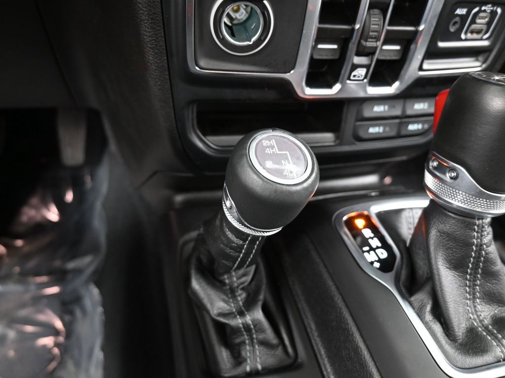 Used 2024 Jeep Gladiator Sport w/ Premium Package image 27