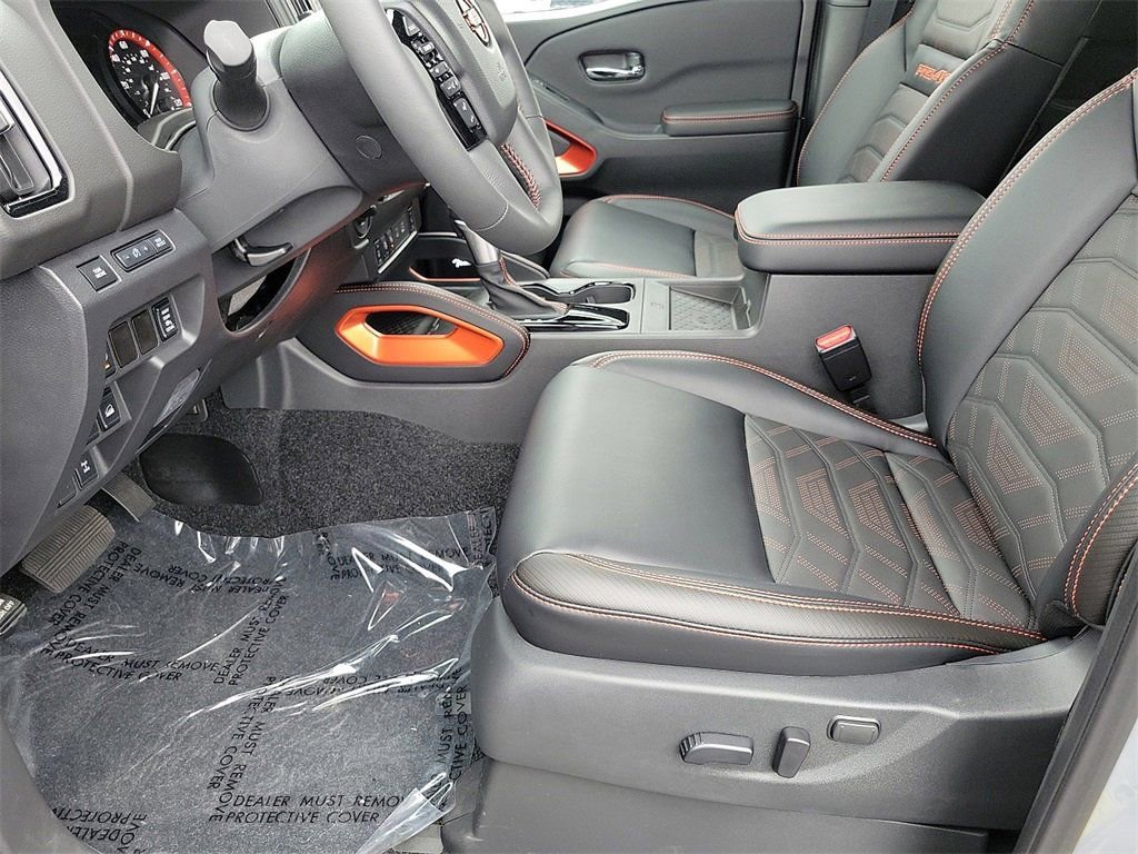 New 2025 Nissan Frontier PRO-4X w/ Pro Premium Package image 12