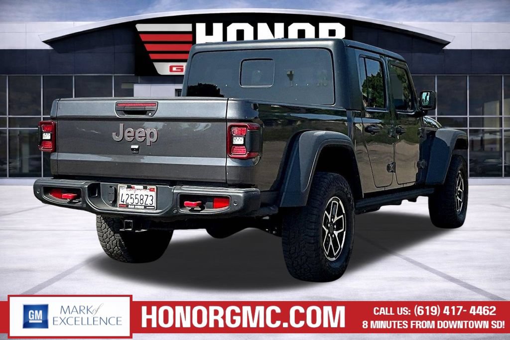 Used 2024 Jeep Gladiator Rubicon w/ Technology Group AWD/4WD image 6