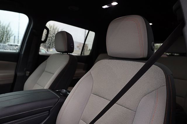 Used 2024 Chevrolet Traverse LT w/ Enhanced Driving Package image 16