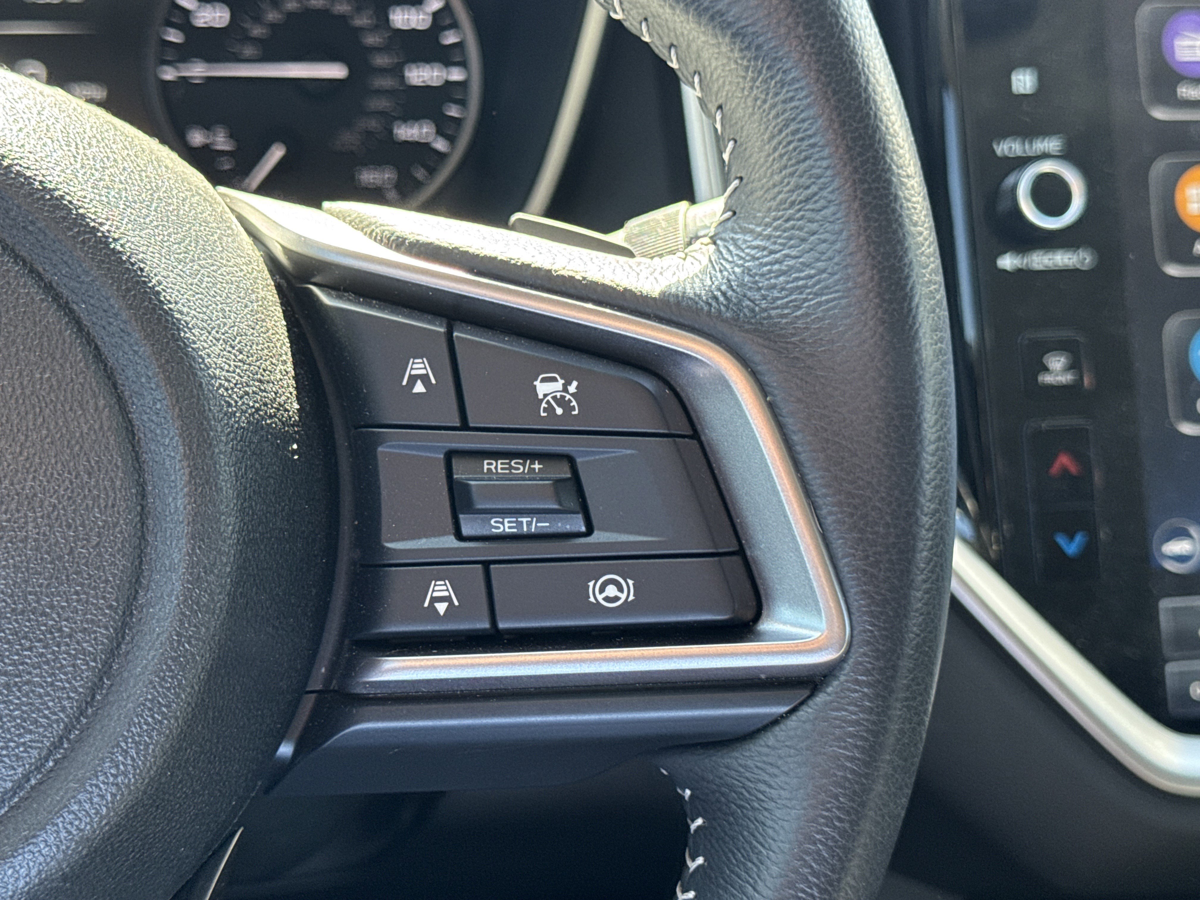 Certified 2024 Subaru Ascent Premium w/ Convenience Package image 15