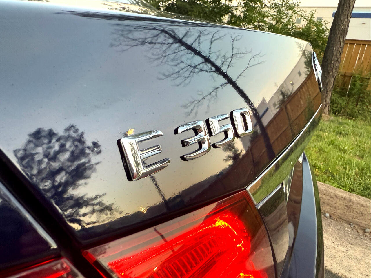 Used 2015 Mercedes-Benz E 350 4MATIC Sedan image 43