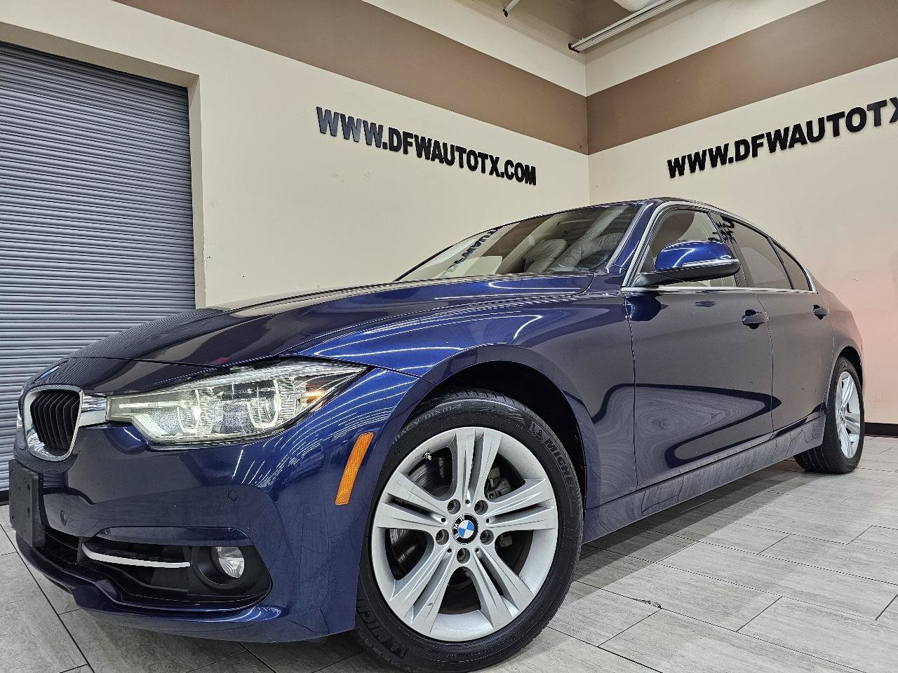 Used 2017 BMW 330i xDrive Sedan AWD/4WD image 1